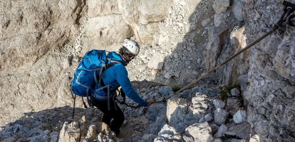La Escuela Madrileña de Alta Montaña ha programado varias salidas prácticas para la semana santa de 2021 en montañismo básico y escalada en vías de varios largos